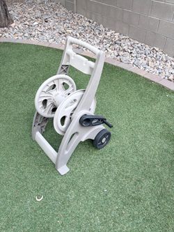 Garden hose reel