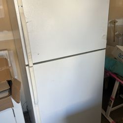Kenmore Refrigerator 