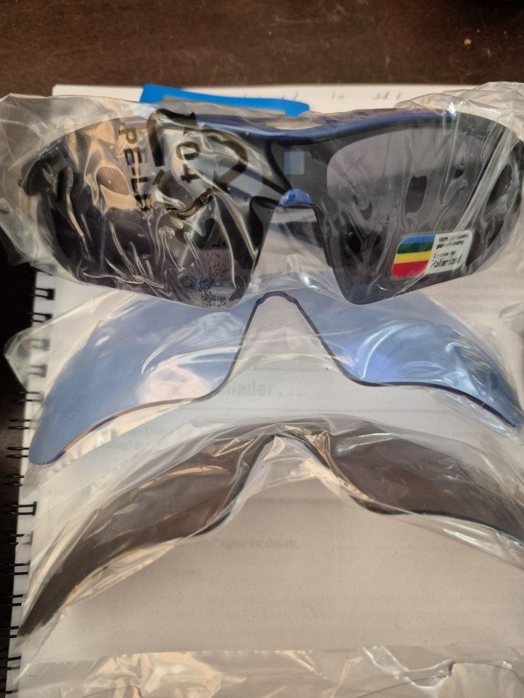 RockBros Polarized Sunglasses Interchangeable Lenses. Stylish Active Look.