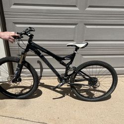STOLEN specialized StumpJumper 120 Expert.