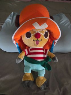 This is a One Piece 18 inch Chopper as Buggy Big Plush Round 1