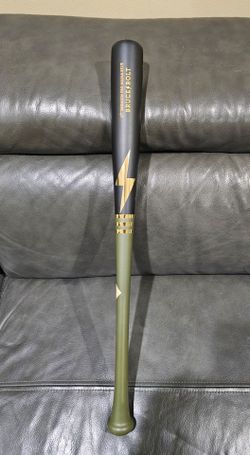 Bruce bolt wooden bat 27" drop 8