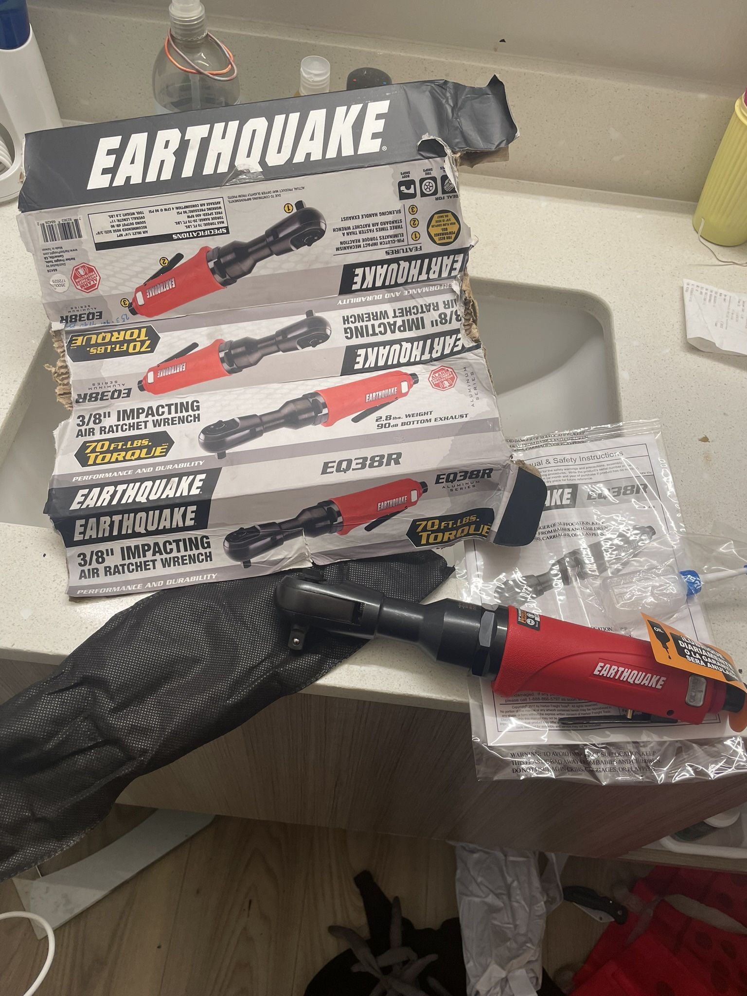 BRAND NEW Earthquake 3/8” Air Impact Ratchet Wrench – Never Used! 🔧