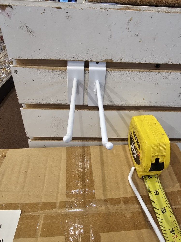 Peg Hooks For Slatwall