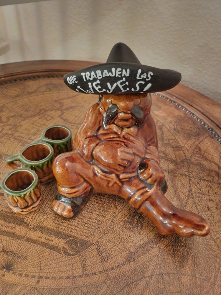 Tequila Bottle With 3 Shot Cups
