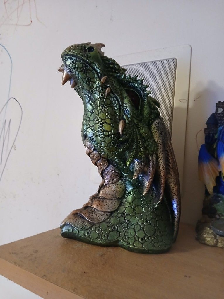 Dragon Statue
