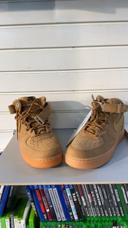 Shoe