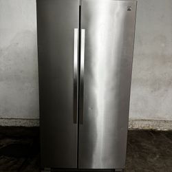 Kenmore Side By Side Stainless Steel Refrigerator 