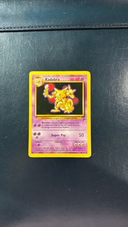 1999 Pokémon Base Set Shadowless Kadabra (#32/102) trading card