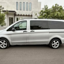 2016 Mercedes-Benz Metris
