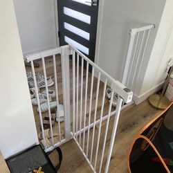 Baby gate
