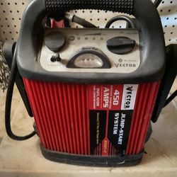 Battery charger car jumper