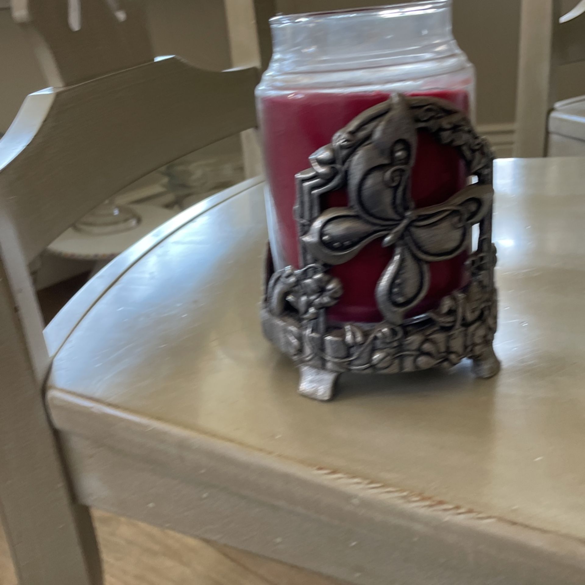 Candle holder
