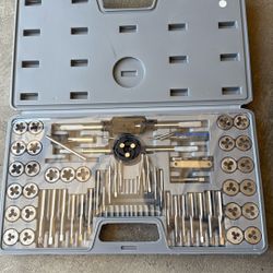 60 Piece Tap And Die Set