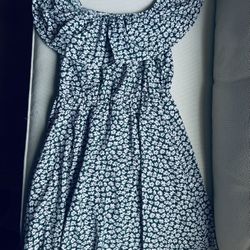 🌹🌹GREEN AND WHITE FLOWERS DRESS🌹🌹