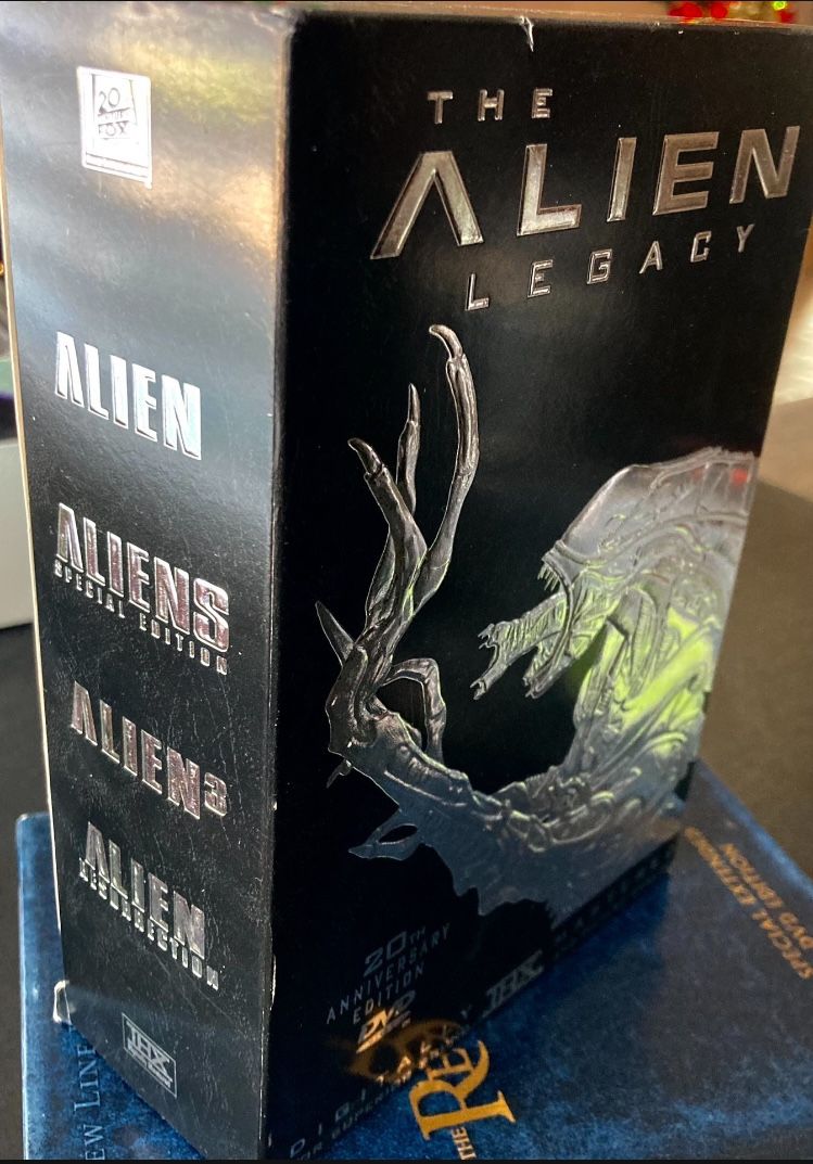 Alien Aliens Resurrection 4 DVD Box Set SciFi Sci Fi Horror Monster Movies