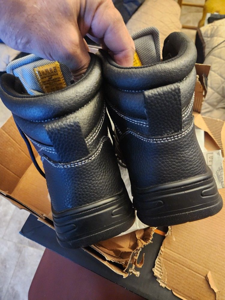 SKETCHERS WORK BOOTS