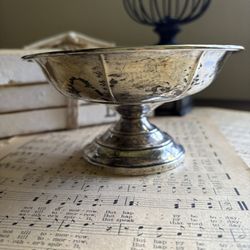 Will Ship - STERLING silver vintage pedestal dish table setting,formal wedding bridal vanity unique fall host mom gift soap candy bowl 5.5”x3