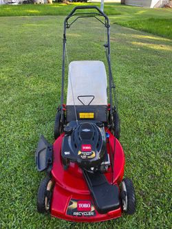 Toro 22" Self-propelled Lawn Mower