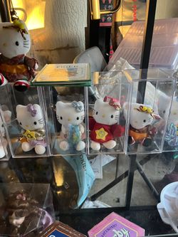 Hello Kitty Zodiac Dolls 