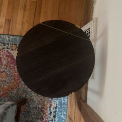 Round End Table 