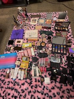 Large bundle makeup bundle