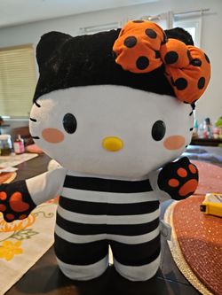 Hello kitty halloween standing plushy