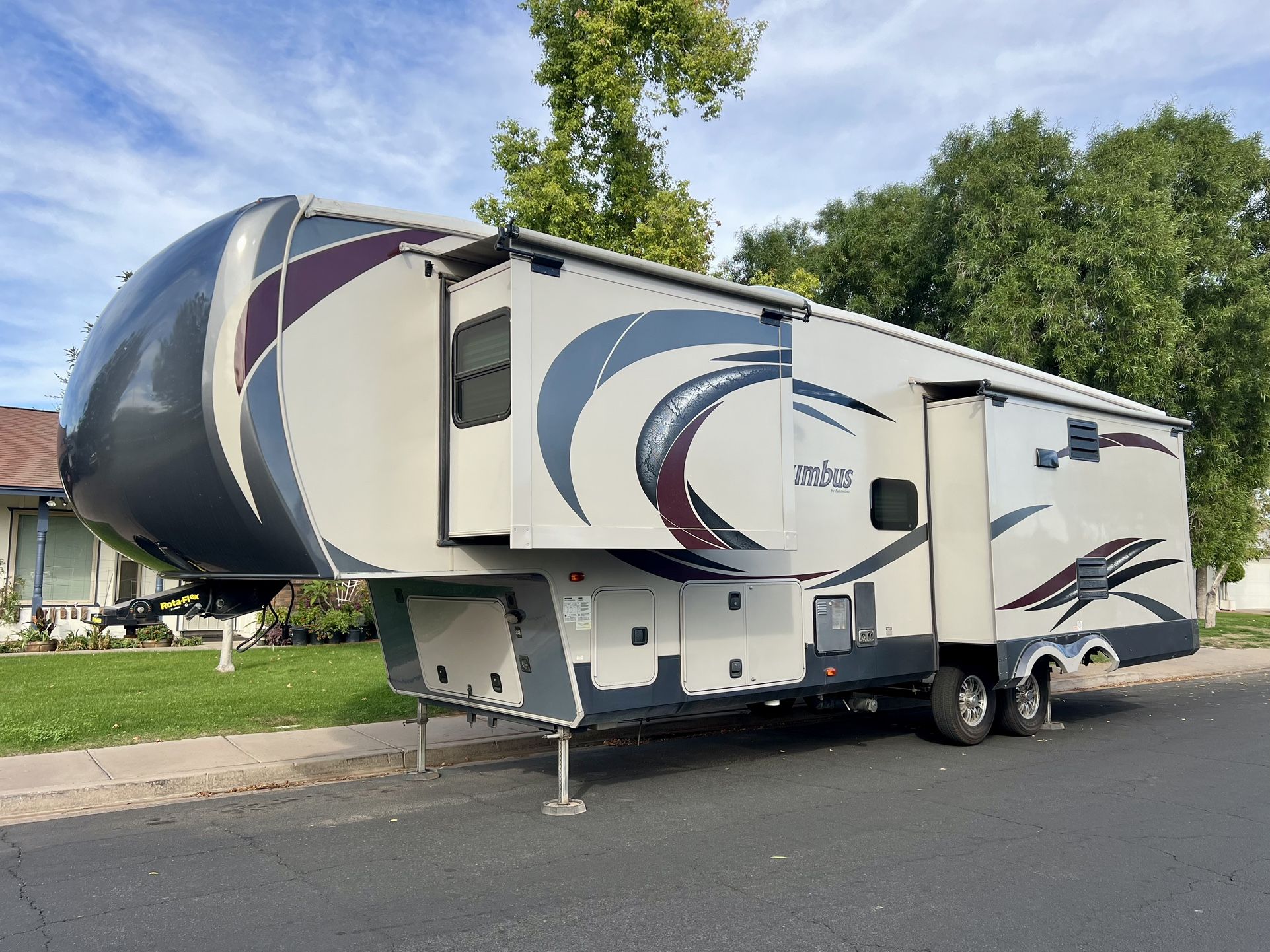 🔥 2014 Columbus 37’ Fifth Wheel – All-Season Luxury RV – Excellent Condition! 🔥