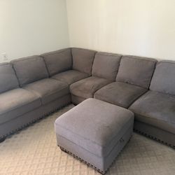 Sectional Sofa 