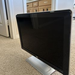 HP Monitor With Cable 