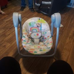 Bright Starts PLAYFUL Portable Compact Automatic Baby Swing With Music 