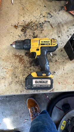 Dewalt drill and batter