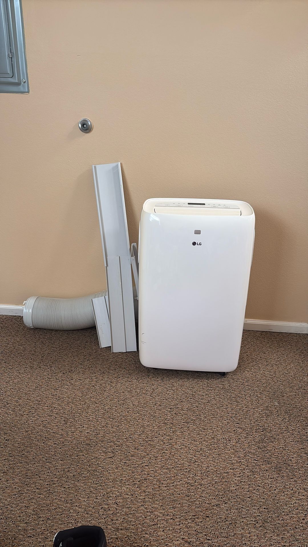 LG Air Conditioner