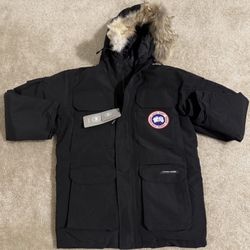 Canada Goose Size L