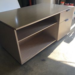 Cabinet/shelf 