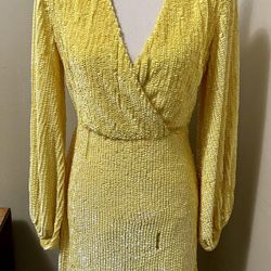 NASTY GAL Women's 4 Yellow Sequin Cocktail Dress Long Sleeve Plunge Neck AS IS