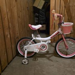Girls Bike with Training Wheels – Pink – Good Condition