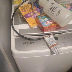 Stackable washer brand new