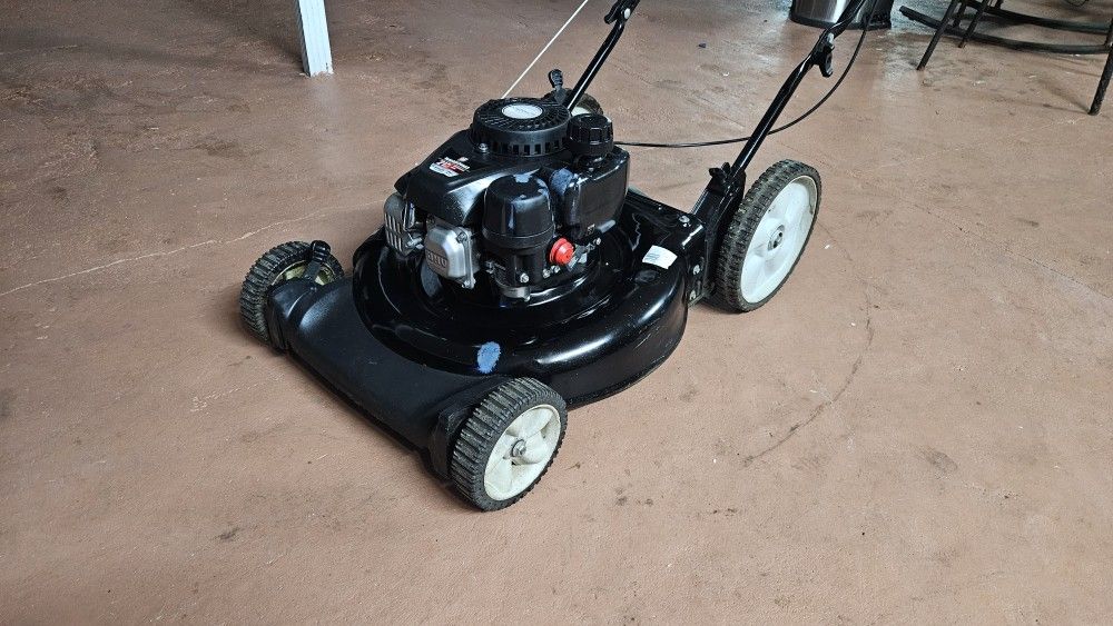 Lawn Mower Yard Machines 4hp Engine In Excellent Condition Ready To Work