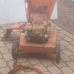 Vintage  ￼Old Chipper