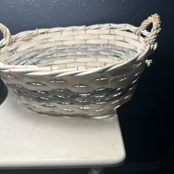 Wicker Basket White 10” X 13”