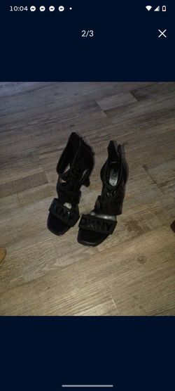 DKNY High Heels 