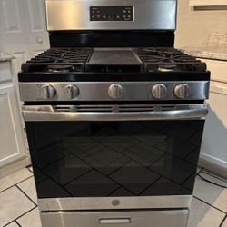 GE Gas Stove