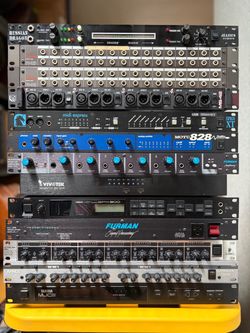 (HUGE BUNDLE) Vintage Studio / Pro Audio Gear Lot – Rack Gear, MIDI, Effects, Mixers & More