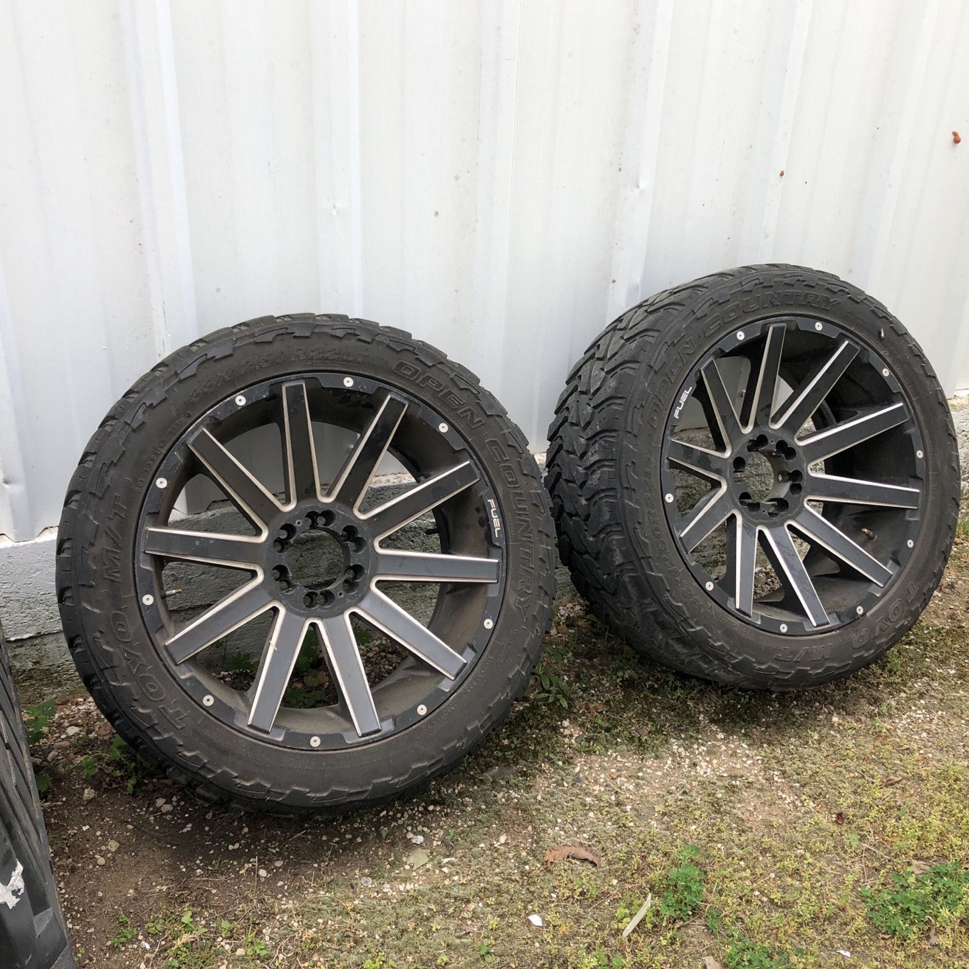 Fuel Contra 22x10 - 19 Offset