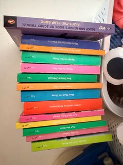 Lovevery and bluey books.