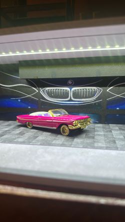 Hot Wheels Lowrider Impala 