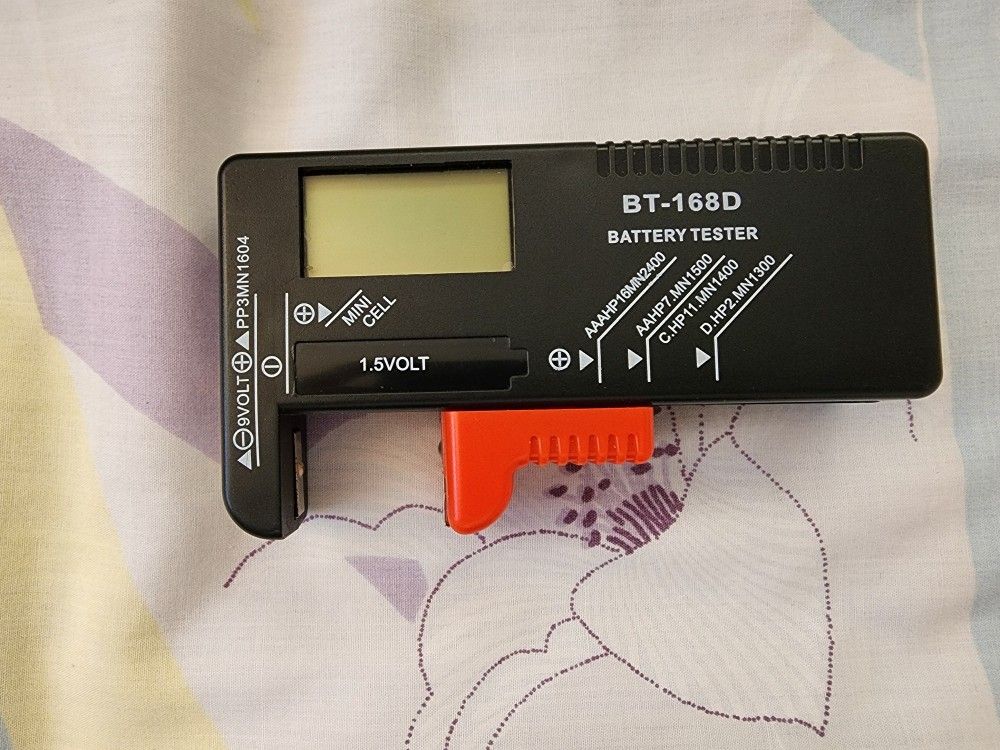 Battery Tester Checker, Universal Battery Checker for AA AAA C D 9V 1.5V Button Cell Household Batteries Small Electrical Monitor Meter Equipment