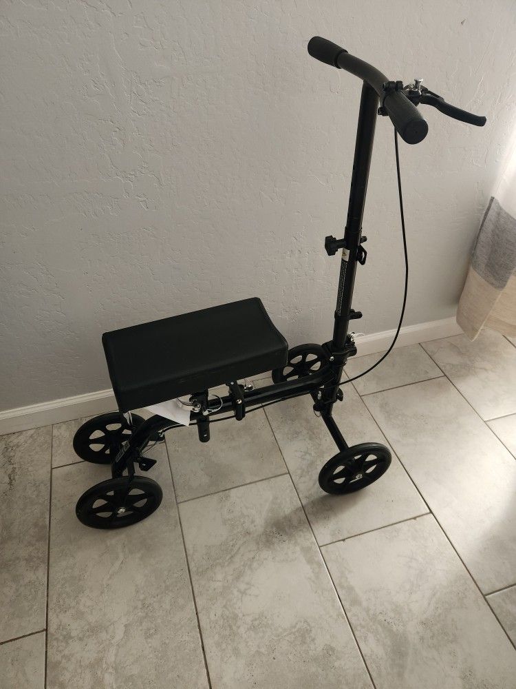 Knee Scooter 