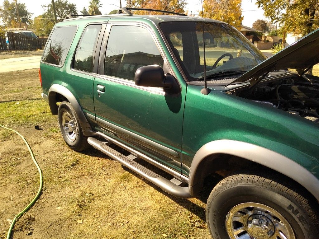 1998 Ford Explorer